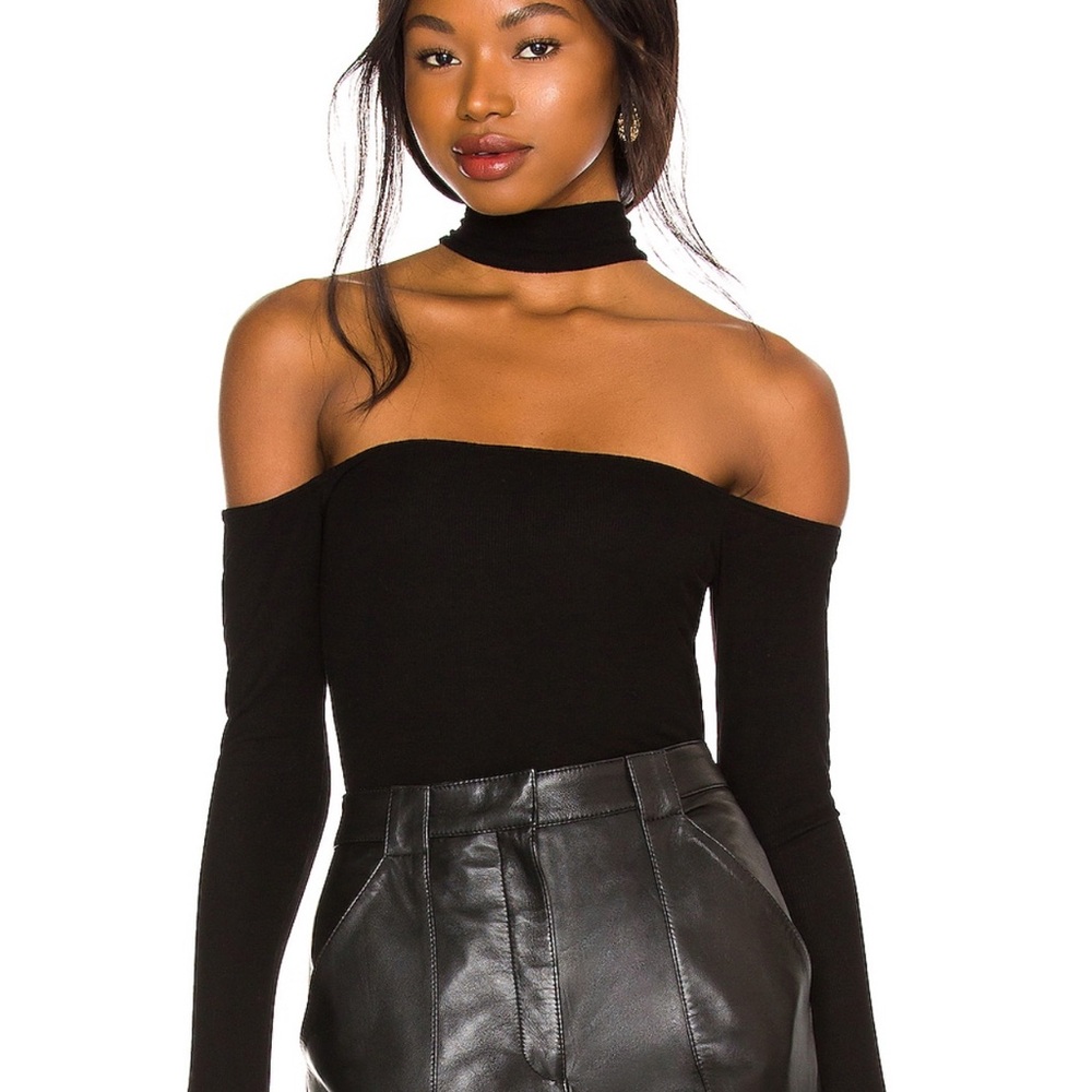 Michael Lauren Off-Shoulder Top with Choker NWT (sold on Revolve)
